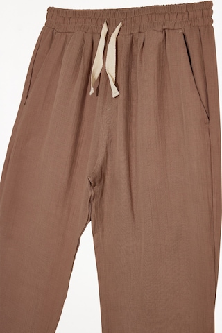 Tudors Erkek Baggy Fit Geniş Kesim %100 Pamuk Beli Lastikli Yandan Cepli Müslin Bej Düz Pantolon-46264 Bej