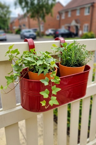 Askılı Metal Elips Saksı - Sökülebilir Askılı Balkon Saksılık Ve Çiçeklik 7 Litre Kırmızı