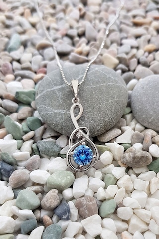 Chavin Topaz Sol Anahtarı Zirkon Taşlı Gümüş Kolye Eu88