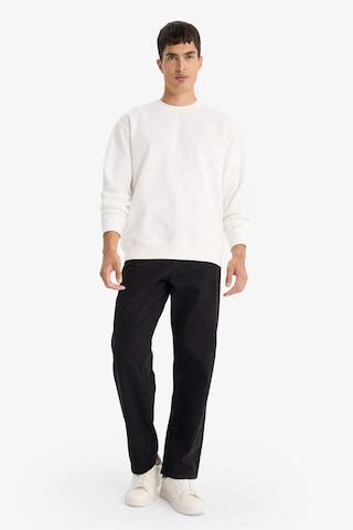 Defacto Relax Fit Bisiklet Yaka Kalın İçi Yumuşak Tüylü Basic Düz Sweatshirt T5139az25auwt32 Beyaz