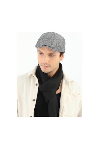 Kışlık Spor Kasket Siyah-Beyaz Beyaz - Siyah