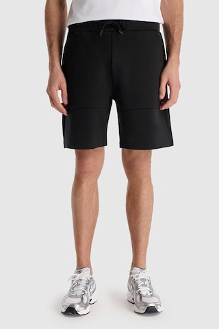 New Balance Erkek Spor Şort Siyah