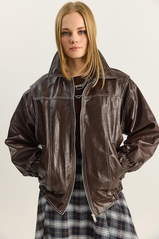 Kadın Dikiş Detaylı Astarlı Beli Lastikli Cepli Oversize Suni Deri Ceket 3173 60283894 - Kahverengi