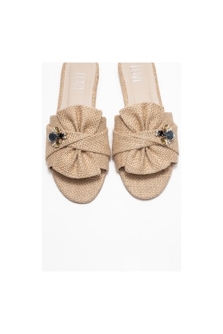 Luvishoes Luvi Shoes Donald Bej Hasır Fiyonklu Arı Tokalı Kadın Terlik Bej