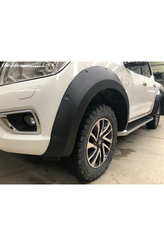 Mercedes X-class Uyumlu Yedek Parça Çıkıntılı Civatasız Çamurluk
