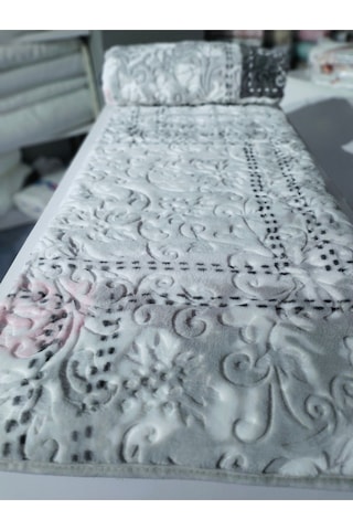 Aksu Tek Kişilik Embos Vizon Battaniye Antibakteriyel Gri Çizgili