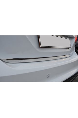 Ford Focus 3 Krom Bagaj Alt Çıtası 2012 - 2017
