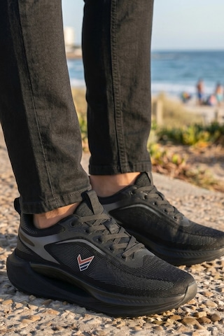 In Step Air-stride Pro: Erkek Ultra Hafif Koşu Ve Günlük Yürüyüş Ayakkabısı - Siyah