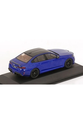 1:43 Solido 2024 Bmw M5 Sedan Marina Bay Blue