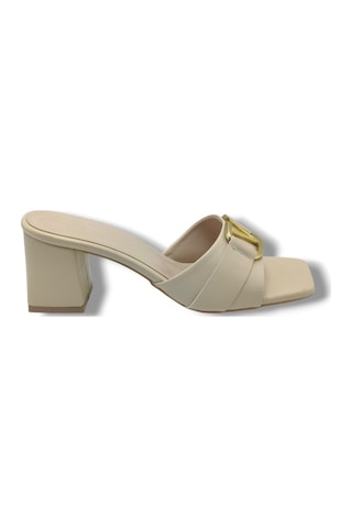 Ceylan Shoes 225-26 Cilt V Tokalı Kalın Topuk Kadın Terlik Bej