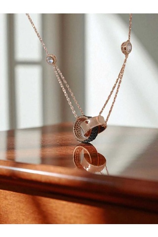 Birbirine Geçmiş Halka Model Taş Detaylı 925 Ayar Gümüş Kolye Modern Ve Şık Tasarım Gümüş