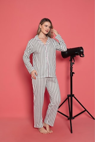Kadın Önden Düğmeli Uzun Kollu Gri Çizgili Gömlek Model Pijama Takımı Yeni Sezon Koyu Gri