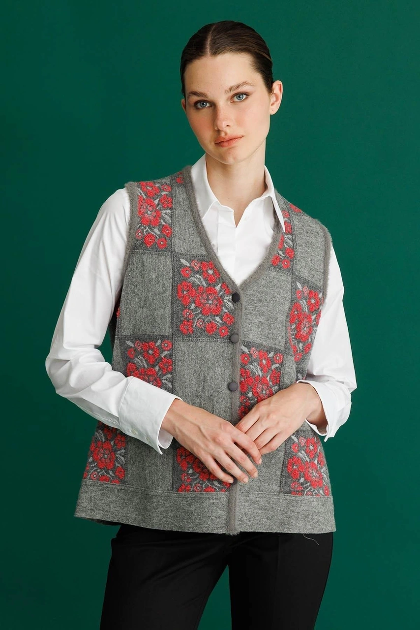 Desen Triko Kadın Pıtırcık Çiçekli Patchwork Keçe Yün Yelek Y.füme Y.ş.pembe Y.füme Y.ş.pembe