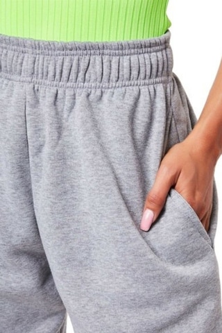Kadın Gri Paçası Lastikli Eşofman Altı Jogger Gri