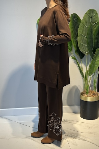 Lale Butik Kolları Ve Paçası Taş İşleme Detay Sıfır Yaka Triko Takım 17019 Kahverengi