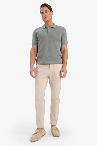 DeFacto Tailored Fit Normal Kesim Düz Paça Her Yöne Esneyen Yazlık Kumaş Pantolon C7508AX25SPBG755