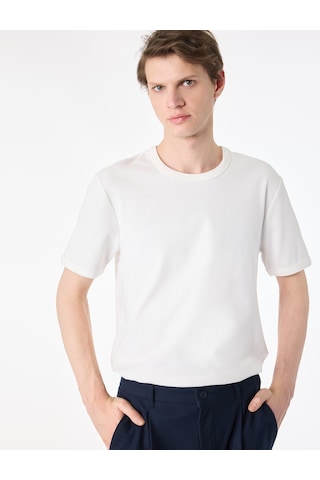 Koton Kısa Kollu Biyeli Pamuklu Tok Kumaş Bisiklet Yaka Slim Fit Tişört Beyaz 6sam10278mk