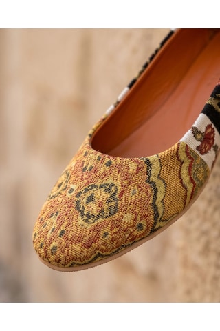 Futsishoes Vıttorıa Hakiki Deri Etnik Desenli Kadın Sarı Kilim Desenli Babet