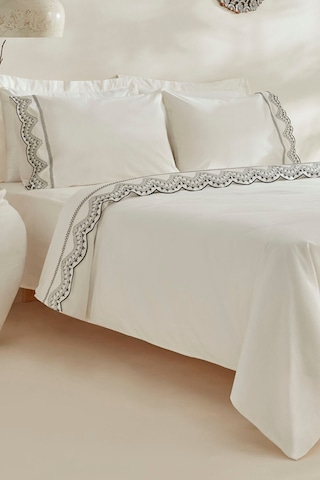 Karaca Home Orvin Çift Kişilik Nakışlı Nevresim Takımı Beyaz