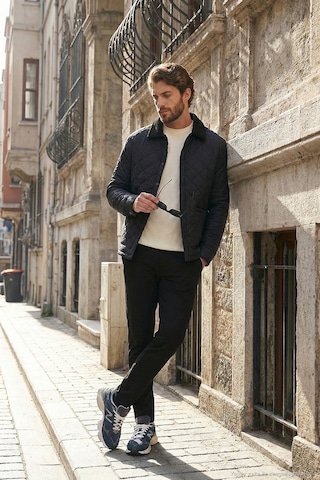 Buratti Kapitoneli Regular Fit Kadife Detaylı Erkek Mont 497Leroy Lacivert