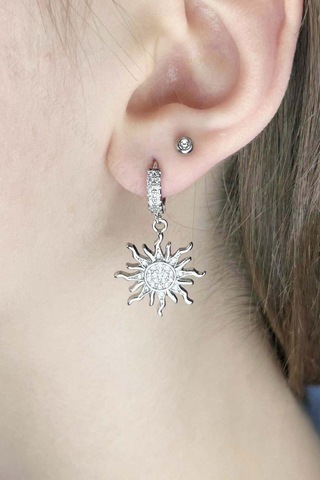 Zirkon Taşlı, Güneş Figürlü Paslanmaz Çelik Küpe 641, Gümüş Renk Gümüş