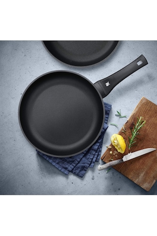 Wmf Permadur Excellent İndüksiyon Tabanlı Çelik Tava 20 Cm Sku: Smg8690010535498 Açık Gri