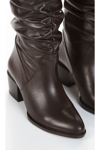 Hakiki Deri İçi Tay Tüyü Astarlı Büzgülü Körüklü Kahverengi Çizme Kahverengi