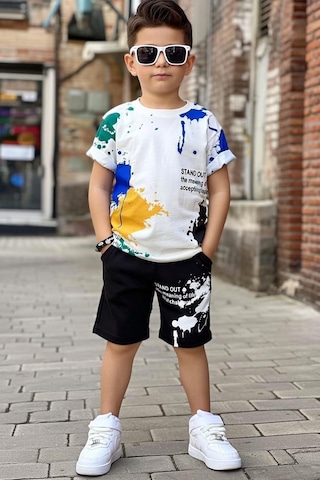Riccotarz Erkek Çocuk Bisiklet Yaka Üzeri Renki Boya Desenli T-shirt Beli Lastikli Siyah Şortlu Takım Siyah