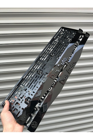 Vipplaka Das Auto Uyumlu Ortası Mat Plakalık