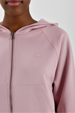 Kadın Sol Göğsü Logo Detaylı Cepli Kapüşonlu Sweatshirt Pembe