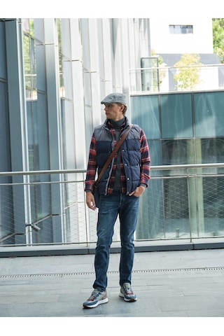 Erkek Slim Fit Lacivert Rüzgar Ve Su Itici Termo Iç Astarlı Nefes Alabilen Yelek Ncs Jeans 4514-Lacivert