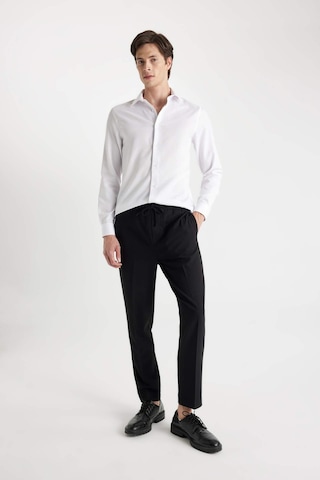 DeFacto Modern Fit Polo Yaka Poplin Uzun Kollu Beyaz Gömlek R4340AZNSWT60