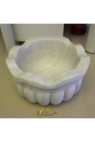 Afyon Beyaz Mermer Fırfırlı Kavun Dilimli Dizayn Kurna