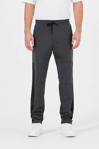 Erkek Antrasit Standart Fit Normal Kesim Düz Paça Cep Fermuarlı Rahat Jogger Eşofman Altı Antrasit