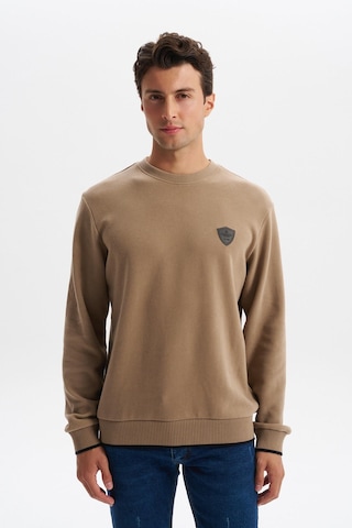 AR-MA Arma Erkek Regular Fit Karbon Fırçalı Selanik Kumaş Bisiklet Yaka Süs Etiketli Sweatshirt Kazak K30124698802 Füme - Gri