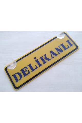 Delikanlı Yazılı Sarı Dekor Plaka 22x7,5cm Vantuzlu Pleksi Dekor Levha Sarı Plaka 1 Adet
