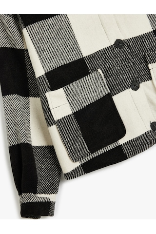 Koton Crop Gömlek Ceket Cep Detaylı Uzun Kollu Siyah Ekose 5wkg20037aw Siyah Ekoseli Siyah