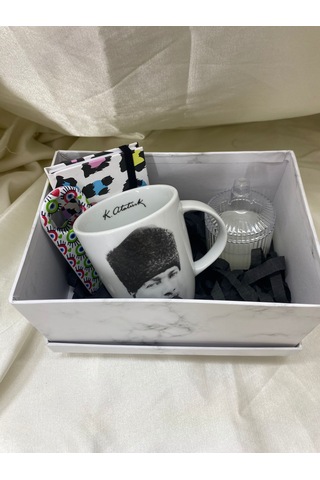 Atatürk Temalı Kupa Hediye Kutusu Öğretmenler Günü Hediyesi Şık Ve Anlamlı Hediye -