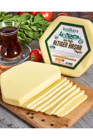 Kızılkaya Çiftlik Altıgen Kaşar Peyniri 500 G