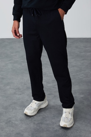 Tommy Life Lacivert Bağcıklı Cepli Standart Kalıp Klasik Paça Erkek Eşofman Alt - 84682 Lacivert
