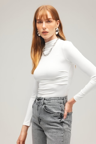 Saade Sââde Kadın Yarım Balıkçı Yaka Basic Örme Bluz - Drape Detaylı Beyaz S Beyaz