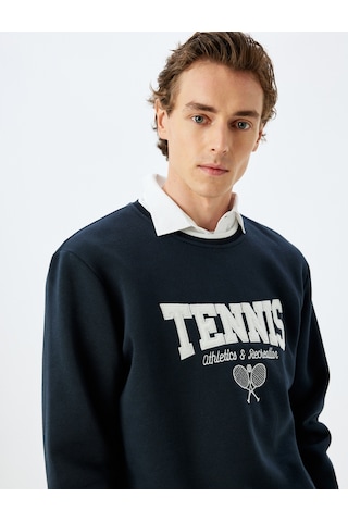 Koton Bisiklet Yaka Şardonlu Pamuk Karışımlı Slogan İşlemeli Sweatshirt Lacivert 5wam70167mk Lacivert