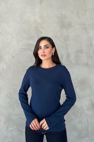 Pera Butik Özlem Yılmaz Viskon Bisiklet Yaka Bluz Lacivert