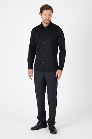 İmza Siyah Sert Yaka Düz Classic %100 Pamuk Slim Fit Gömlek 1004250324 Siyah