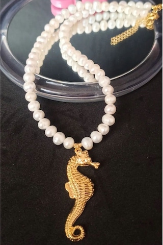 24k Altın Kaplama Gerçek İnci Deniz Atı Detaylı Tasarım Kolye Bey