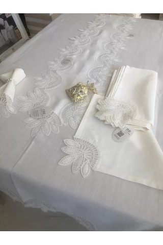 Gees Global Sofra Takımı Lady Gardenya Keten Yemek Takımı 160x220 Masa Seti 26 Parça Runner Set Krem Gbzs