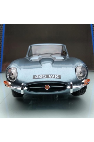 1961 Jaguar E-type 3.8 Coupe Blue Metallic 1 18 Ölçek Burago Mark