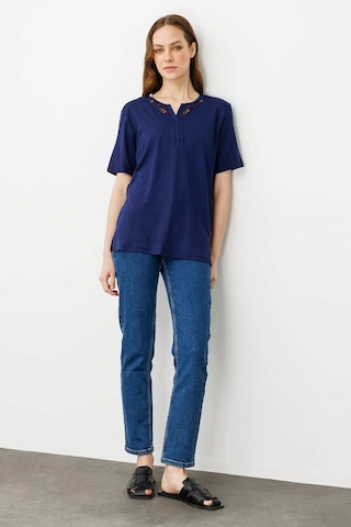 Desen Triko Kadın Açma Yaka Nakış İşlemeli T-shirt 25703 Lacivert Lacivert