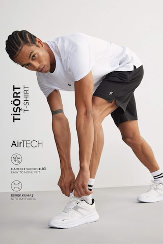 DeFactoFit Hızlı Kuruyan Slim Fit Dar Kesim Bisiklet Yaka Baskılı Sporcu Kısa Kollu Tişört V2887AZ25SPWT34