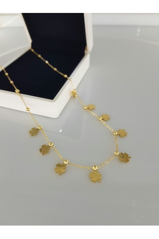 Yonca Sallantılı Çelik Gold Rengi Kolye Yonca Sallantılı Çelik Gold Rengi Kolye
